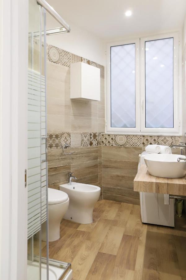 Cozy Apartment In Piazza Cavour By Wonderful Italy Naples Extérieur photo